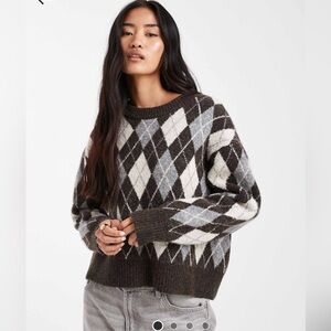 ASOS Only Brushed Knit Argyle Crew Neck Sweater - Brown. NWOT. Size 4.